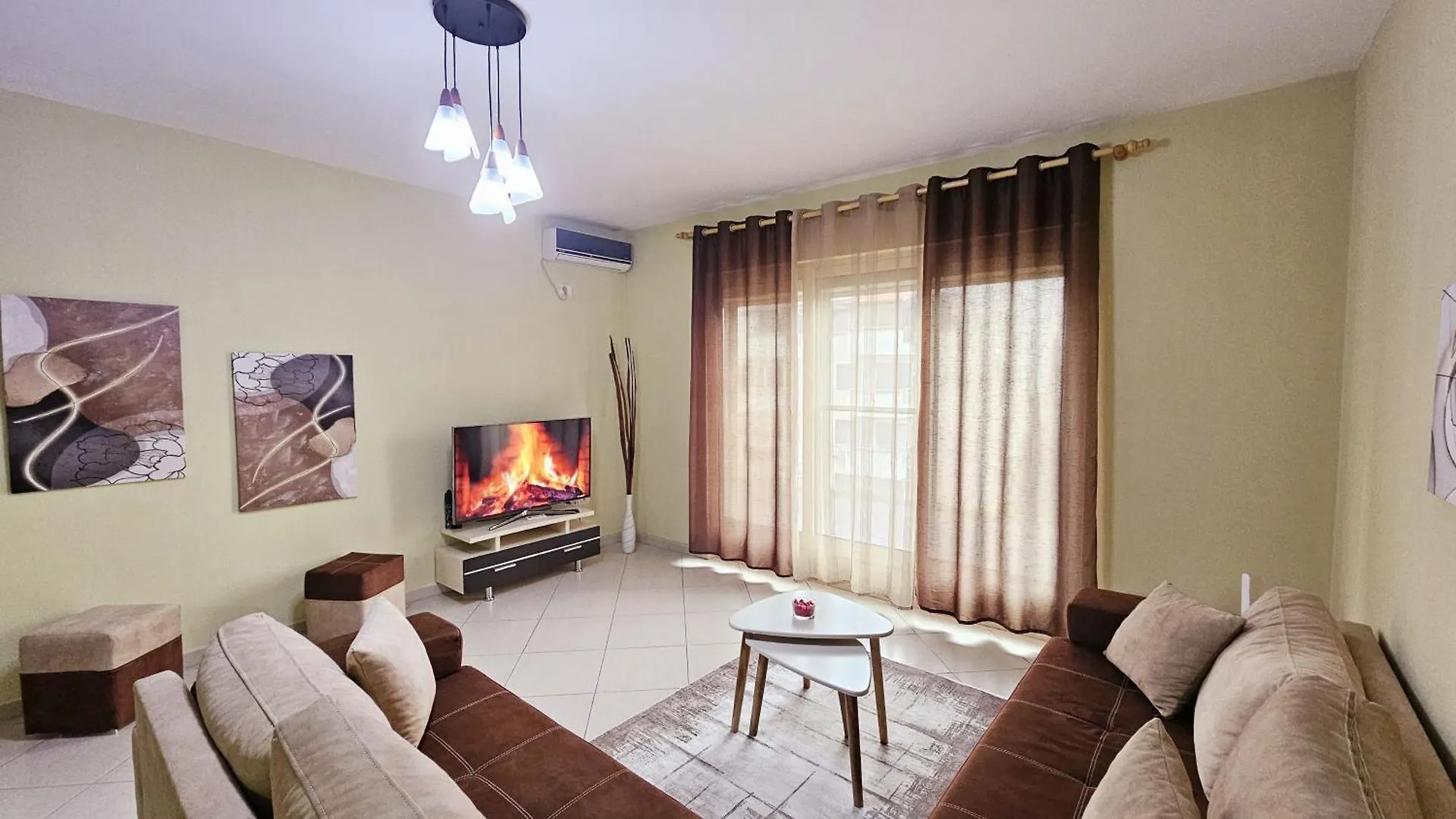 kontakty Daily Apartment Plazh Durres